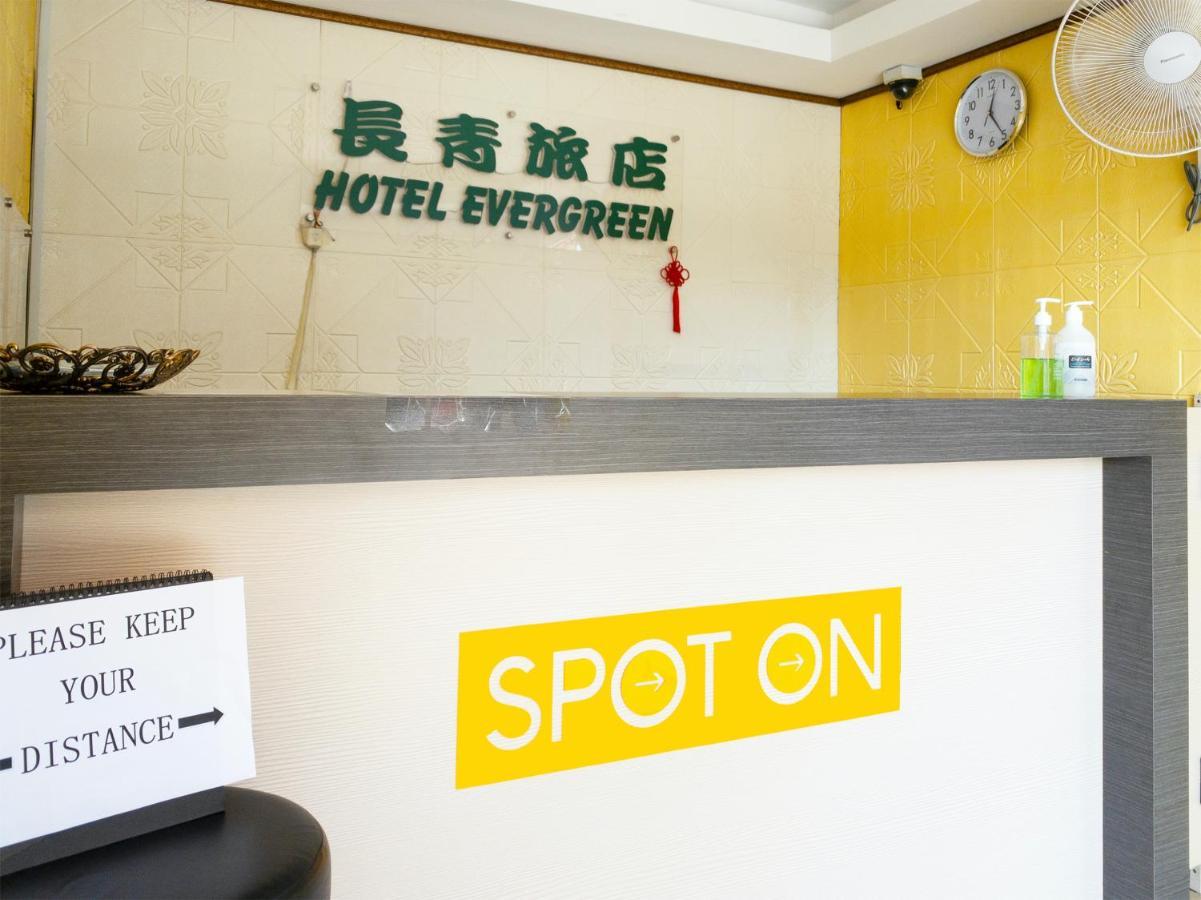 Spot On 89582 Evergreen Hotel Keningau Экстерьер фото