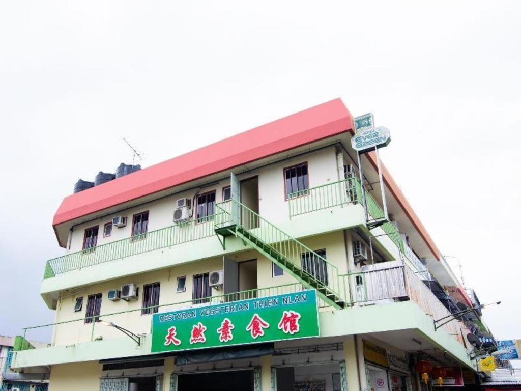 Spot On 89582 Evergreen Hotel Keningau Экстерьер фото